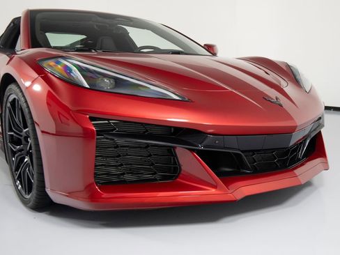 Used 2024 Chevrolet Corvette Z06 image 38