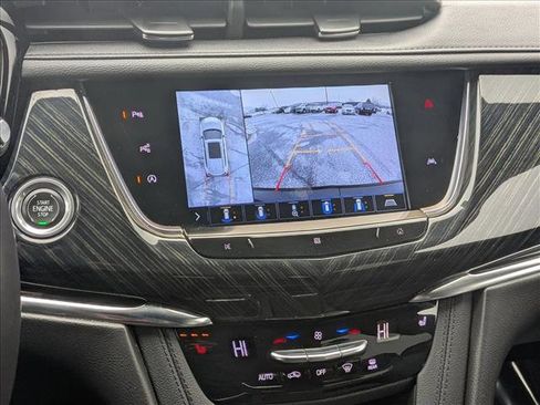 Used 2020 Cadillac XT6 Premium Luxury image 13