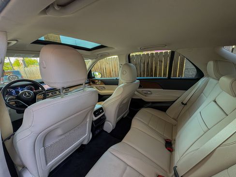 Used 2025 Mercedes-Benz GLE 350 4MATIC image 28