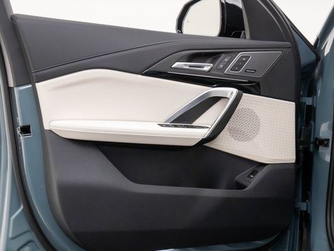 New 2026 BMW X2 xDrive28i w/ Technology Package image 14