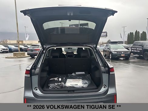 New 2026 Volkswagen Tiguan SE AWD/4WD image 16