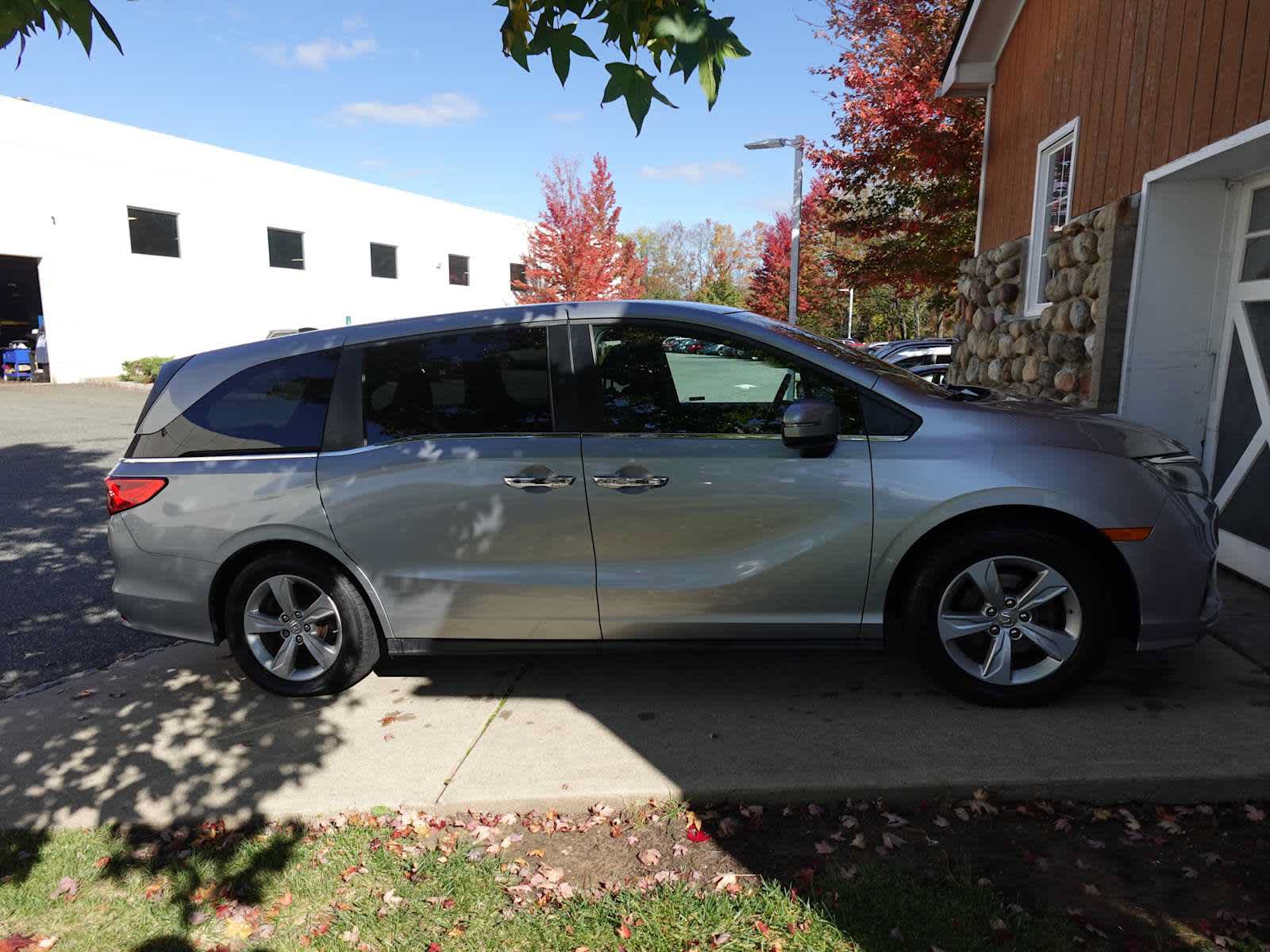 Used 2019 Honda Odyssey EX image 8