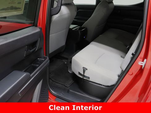 Used 2025 Toyota Tacoma SR5 image 27