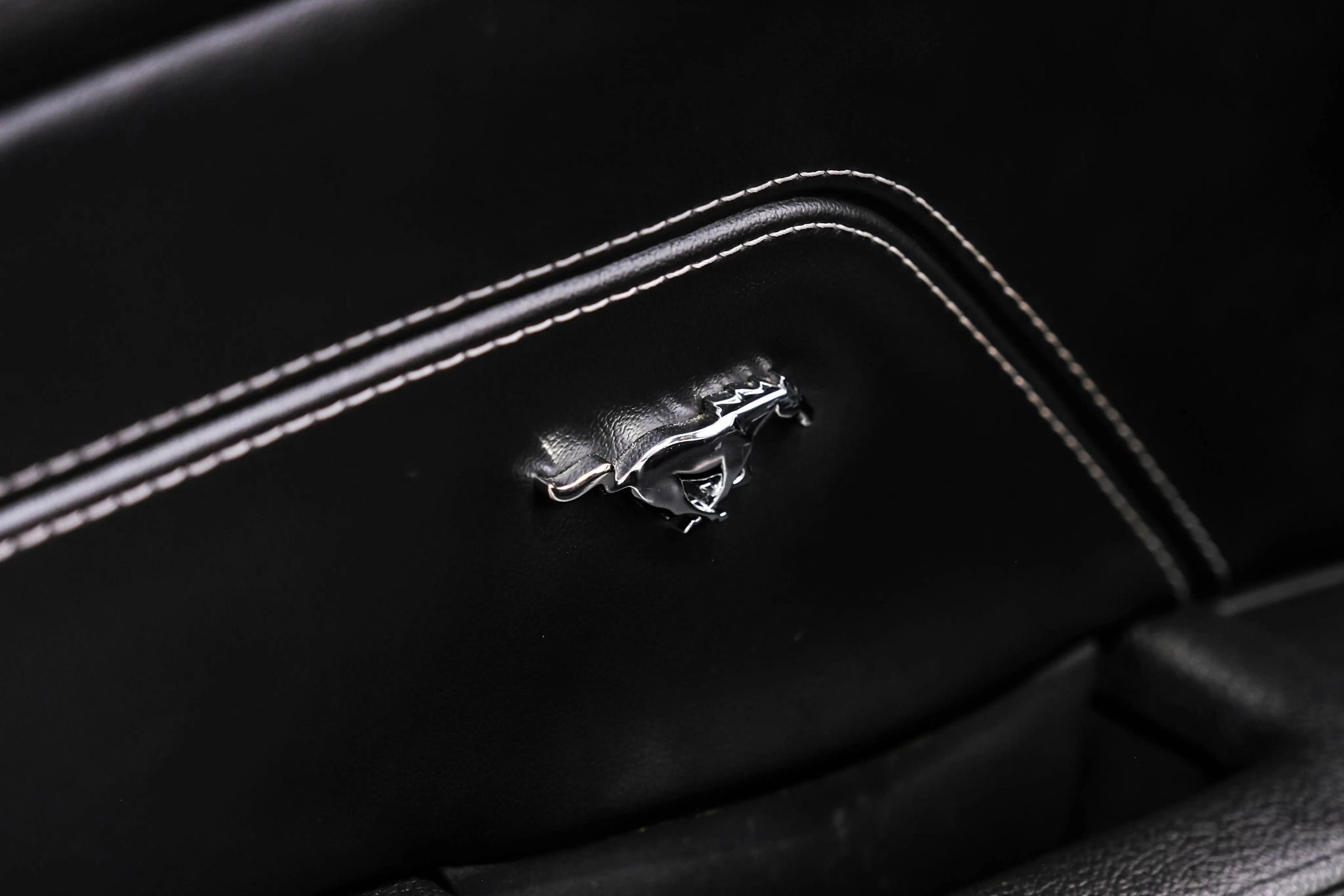 Used 2014 Ford Mustang GT Premium w/ Electronics Package RWD image 50