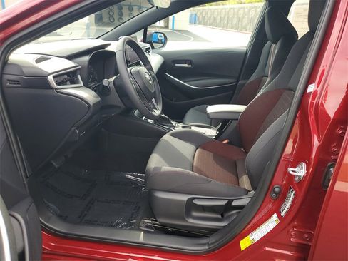 Used 2023 Toyota Corolla SE image 17