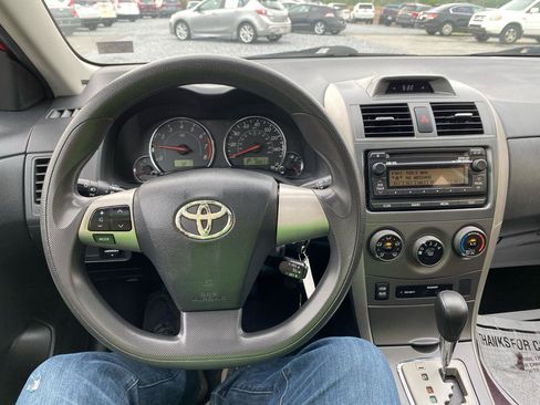 Used 2012 Toyota Corolla S FWD image 11