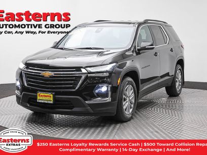 Used 2023 Chevrolet Traverse LT