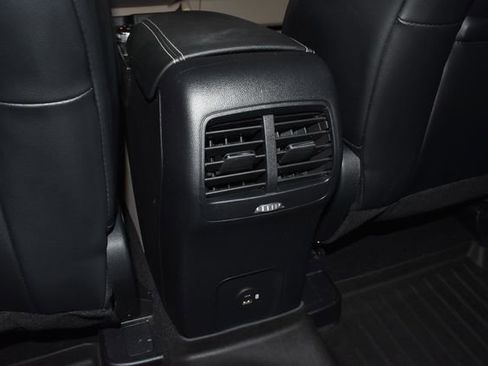 Used 2020 Ford Escape SEL image 32