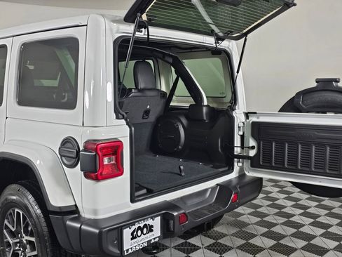 New 2026 Jeep Wrangler Sahara image 15