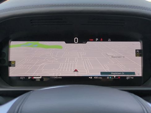 Used 2024 Land Rover Discovery Metropolitan Edition image 34