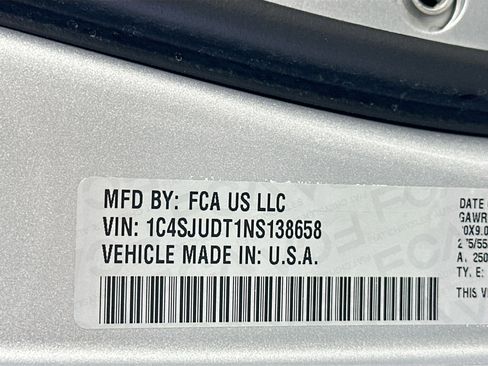 Used 2022 Jeep Wagoneer Series III w/ Rear Seat Video Group 1 RWD image 35