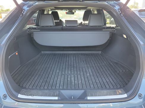Used 2024 Toyota Venza Limited AWD/4WD image 14