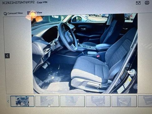 Used 2025 Honda HR-V LX image 7