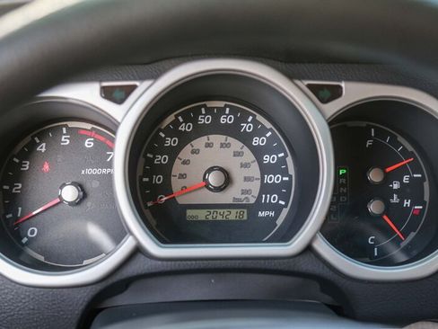 Used 2003 Toyota 4Runner SR5 RWD image 65