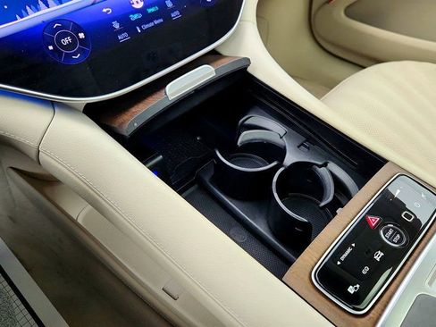 Used 2023 Mercedes-Benz EQS 580 4MATIC Sedan image 16