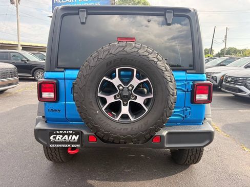 Used 2022 Jeep Wrangler Unlimited Rubicon w/ Dual Top Group AWD/4WD image 6