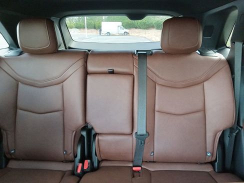 Used 2025 Cadillac XT5 Sportv w/ LPO, Red Accent Package image 21