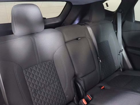 Used 2021 Chevrolet Blazer LT FWD image 32