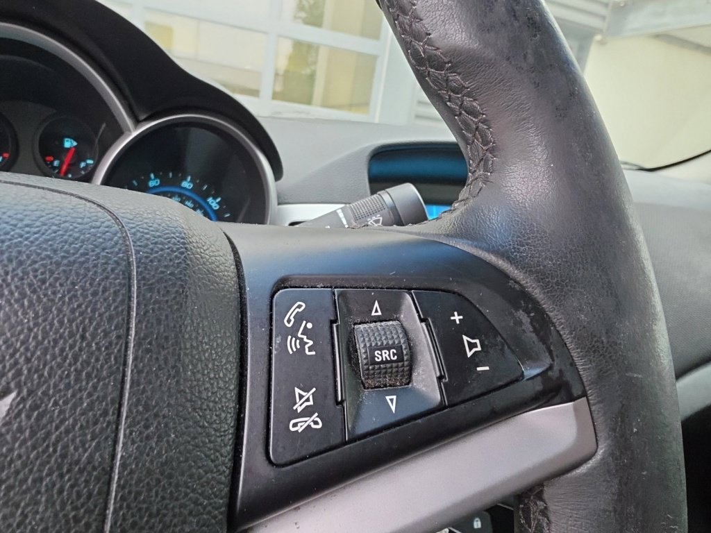 Used 2013 Chevrolet Cruze LT FWD image 20