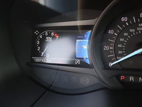 Used 2024 Ford Edge SE w/ Black Appearance Package image 18