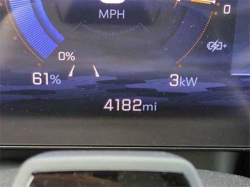 Certified 2024 Chevrolet Equinox EV RS image 33