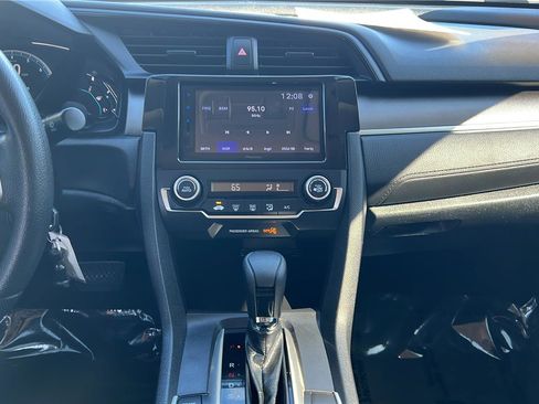 Used 2020 Honda Civic LX image 10