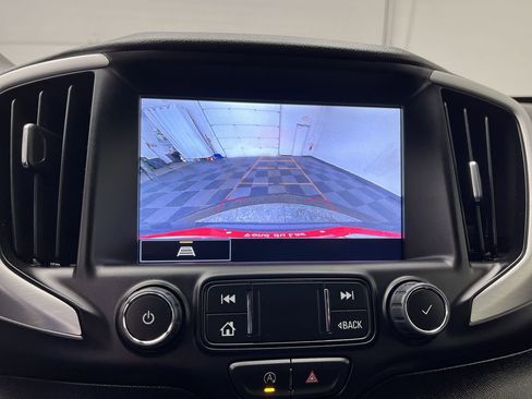 Used 2024 GMC Terrain SLT image 5