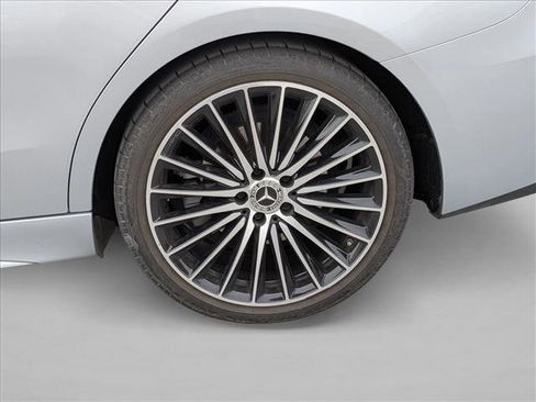 Used 2024 Mercedes-Benz C 300 4MATIC Sedan image 17