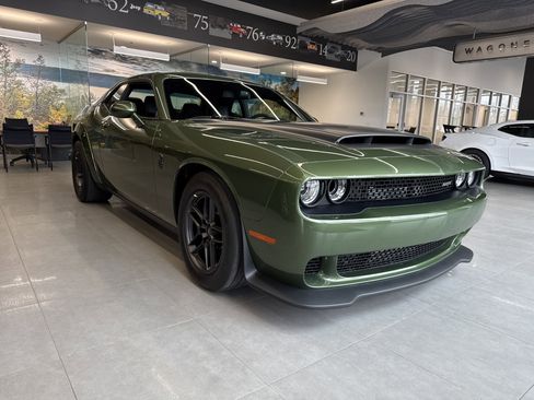 Used 2023 Dodge Challenger SRT Hellcat Redeye image 4