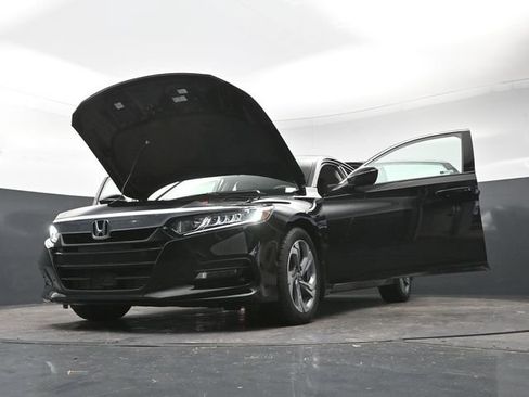 Used 2018 Honda Accord EX image 35