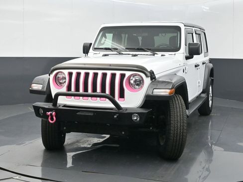 Certified 2022 Jeep Wrangler Unlimited Sport image 3