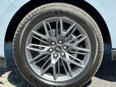 New 2026 Ford Expedition Platinum w/ Stealth Appearance Package AWD/4WD image 26