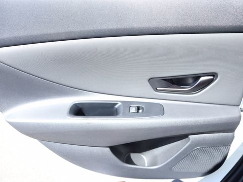 New 2026 Hyundai Elantra SEL Sport Premium FWD image 17