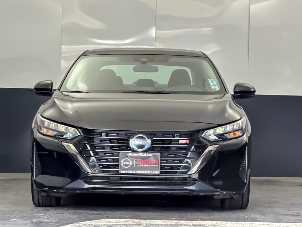 Used 2025 Nissan Sentra SR FWD image 8