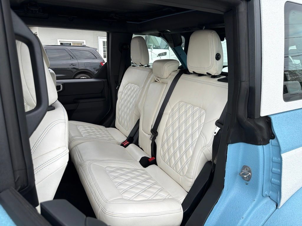 Used 2025 Ford Bronco 4-Door AWD/4WD image 34