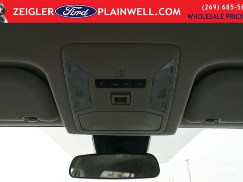 Used 2022 Toyota RAV4 LE image 29