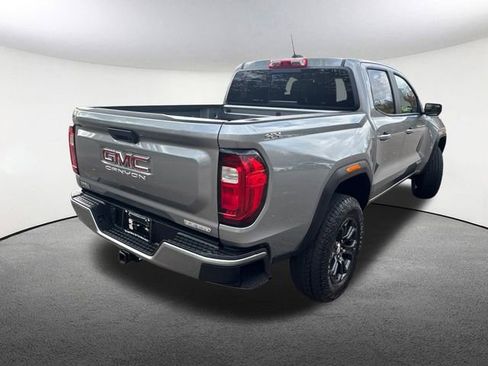 Used 2024 GMC Canyon Elevation w/ Convenience Package image 13