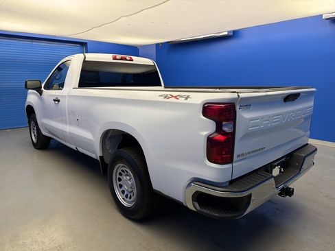 Used 2021 Chevrolet Silverado 1500 W/T w/ WT Value Package image 5