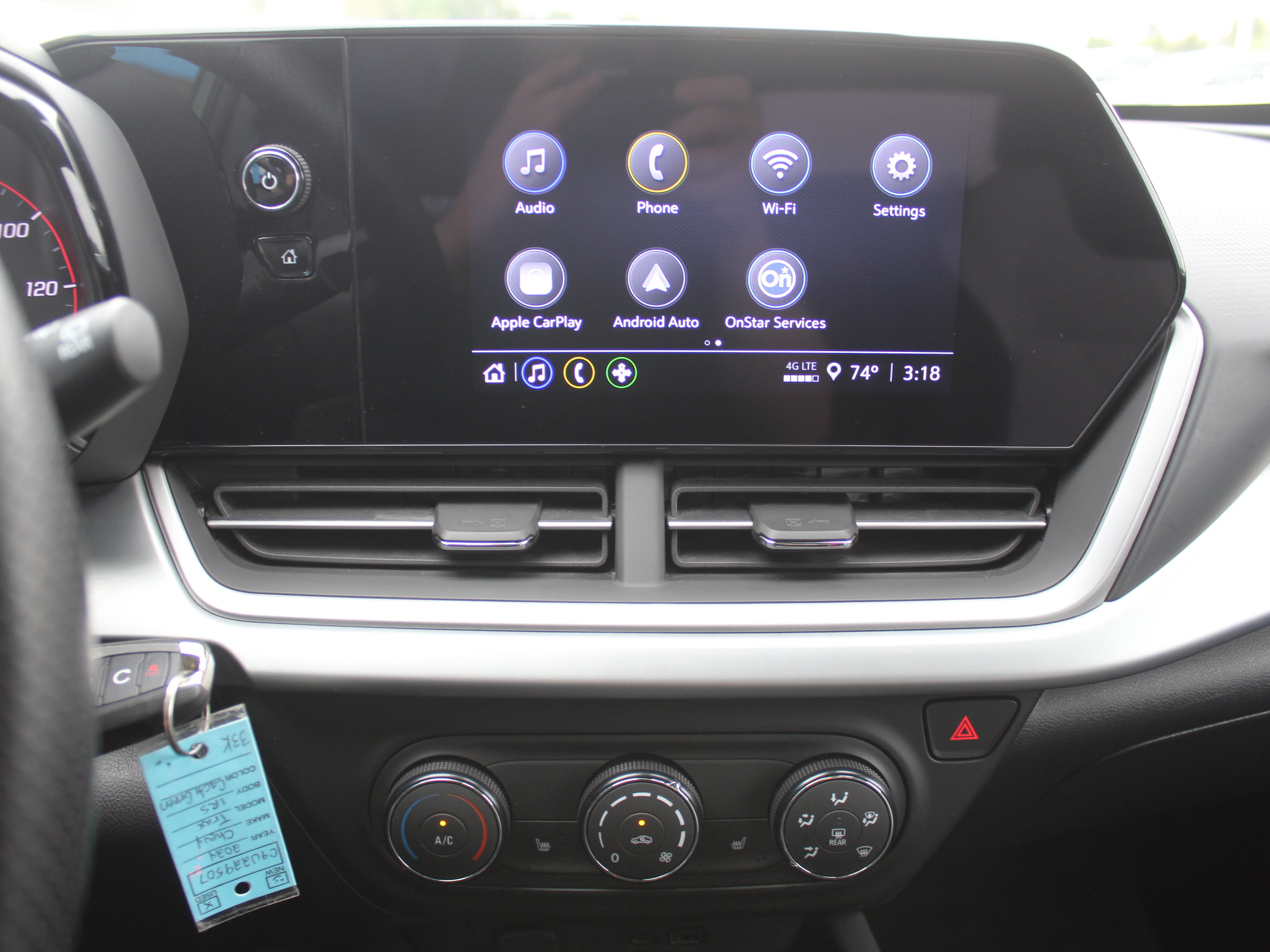 Certified 2024 Chevrolet Trax RS w/ Driver Confidence Package FWD image 18