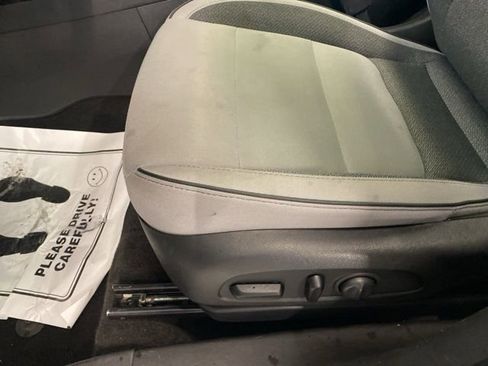 Certified 2021 Chevrolet TrailBlazer LT w/ Sun and Liftgate Package image 26