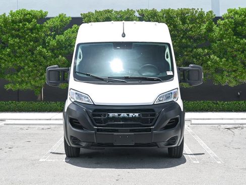 Used 2023 RAM ProMaster 2500 FWD image 2