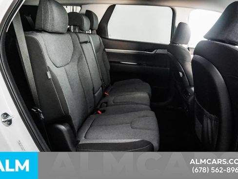 Used 2025 Hyundai Palisade SE FWD image 20