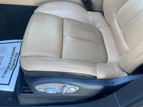 Used 2015 Porsche Cayenne Diesel image 25