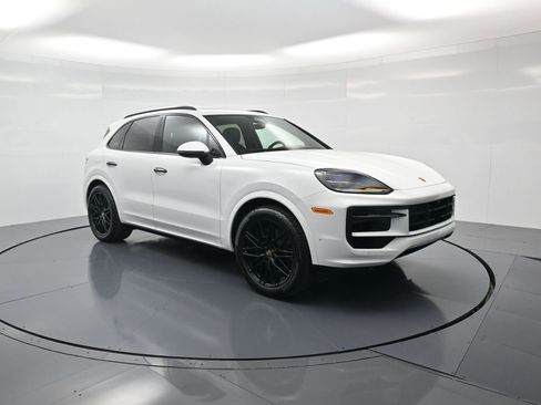 New 2026 Porsche Cayenne image 32