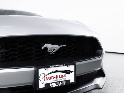 Used 2021 Ford Mustang Premium RWD image 4