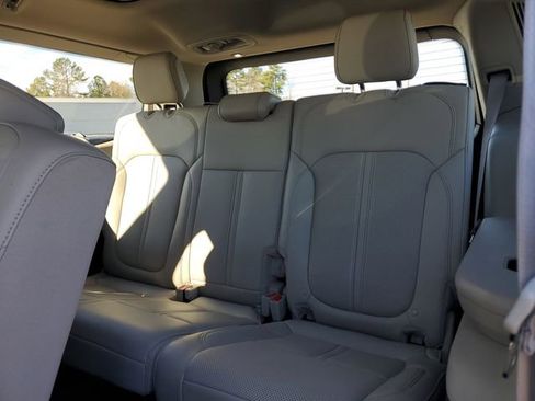 Certified 2024 Jeep Wagoneer 2WD w/ Premium Group I image 16