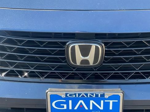 Used 2023 Honda Accord EX image 36
