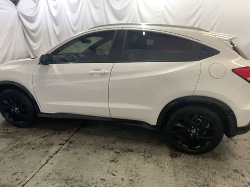 Used 2022 Honda HR-V Sport image 12