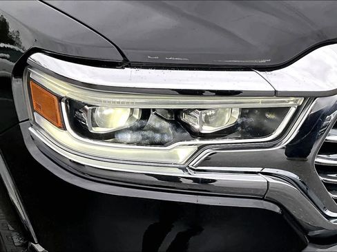 Used 2023 RAM 1500 Limited w/ Body-Colour Bumper Group image 31