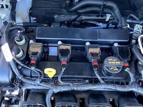 Used 2013 Ford Focus SE image 30